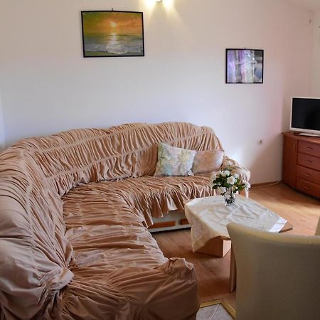 Apartments Zana Вир Экстерьер фото