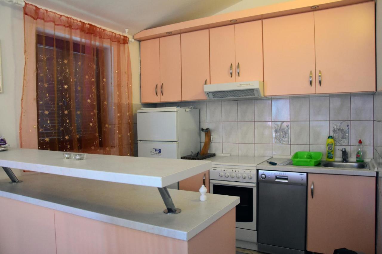 Apartments Zana Вир Экстерьер фото
